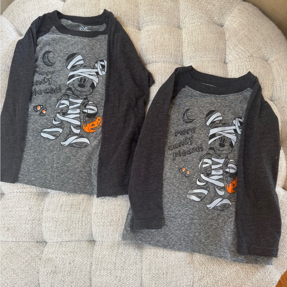 Disney Gray and Black Long Sleeve Halloween Tee